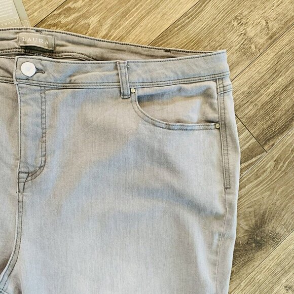 Laura Plus Women’s Pants 24 Grey With Pearls Plus Size - Picture 10 of 13